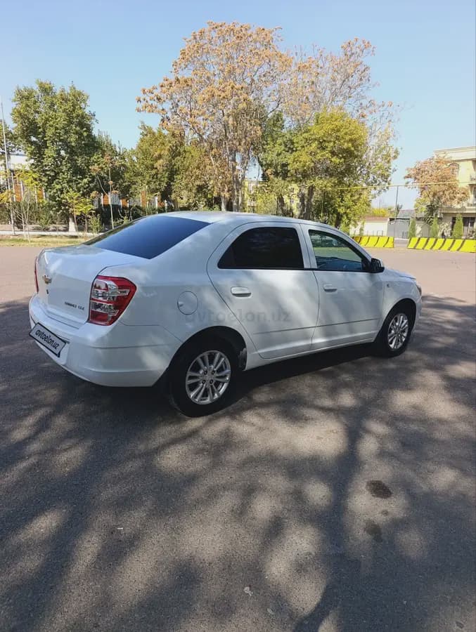 Chevrolet Cobalt, 4 позиция 2025 — 1