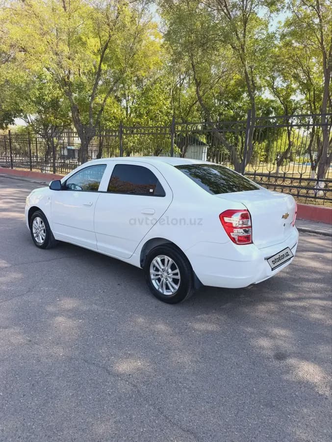 Chevrolet Cobalt, 4 позиция 2025 — 2