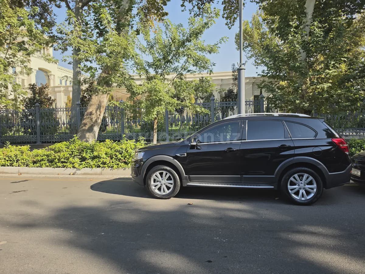 Chevrolet Captiva, 4 позиция 2018 — 2