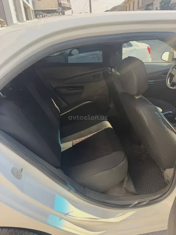Chevrolet Cobalt, 1 евро позиция 2013 — 4