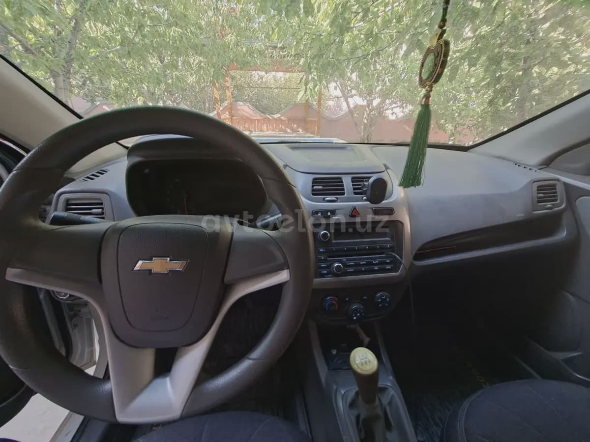 Chevrolet Cobalt, 1 позиция 2013 — 1