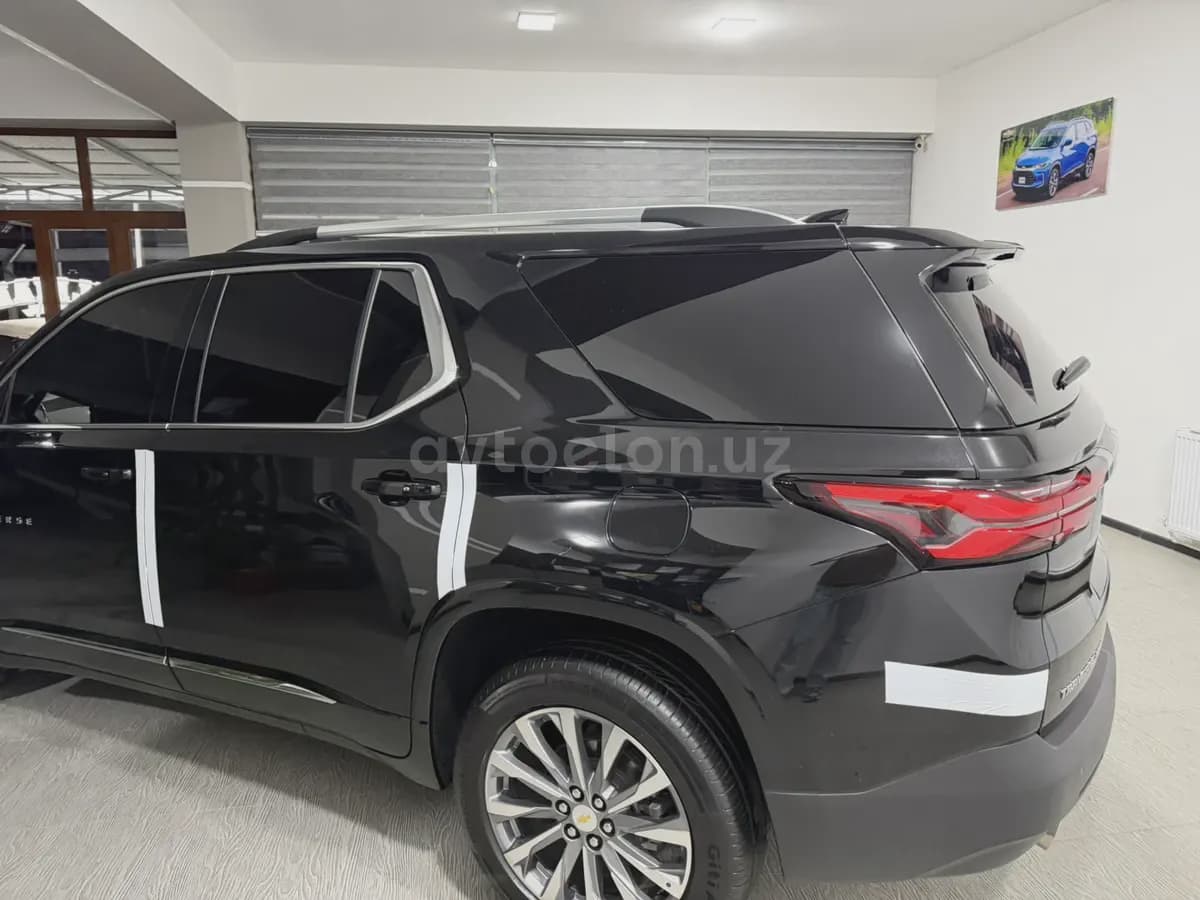 Chevrolet Traverse 2023 — 3