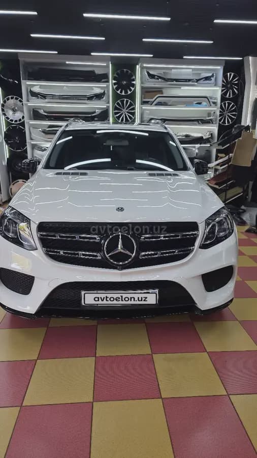 Mercedes-Benz GLS 400 2019 — 1