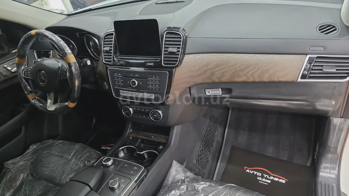 Mercedes-Benz GLS 400 2019 — 3