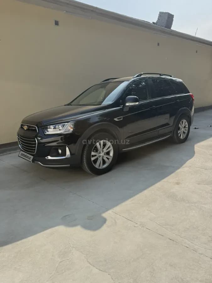 Chevrolet Captiva, 4 позиция 2010 — 3