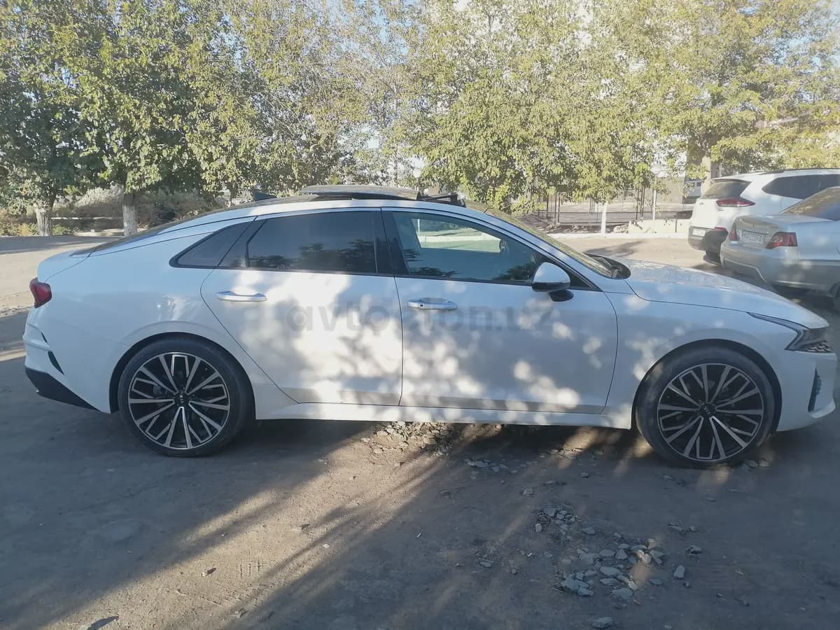 Kia K5 2021 — 3