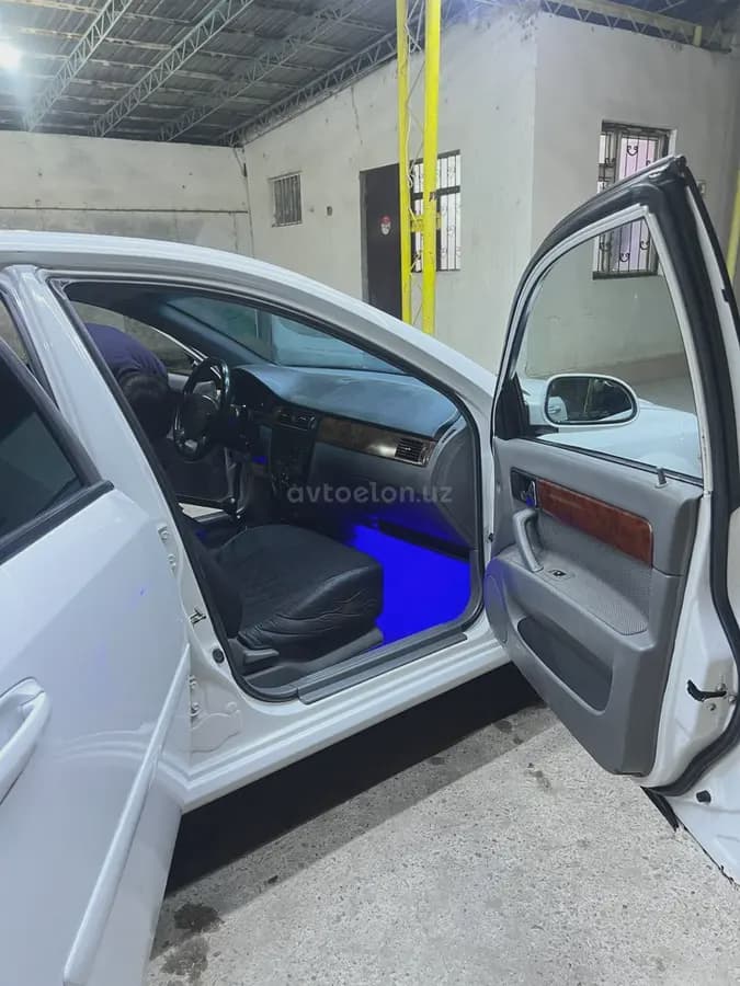 Chevrolet Lacetti, 1 позиция Газ-бензин 2011 — 3