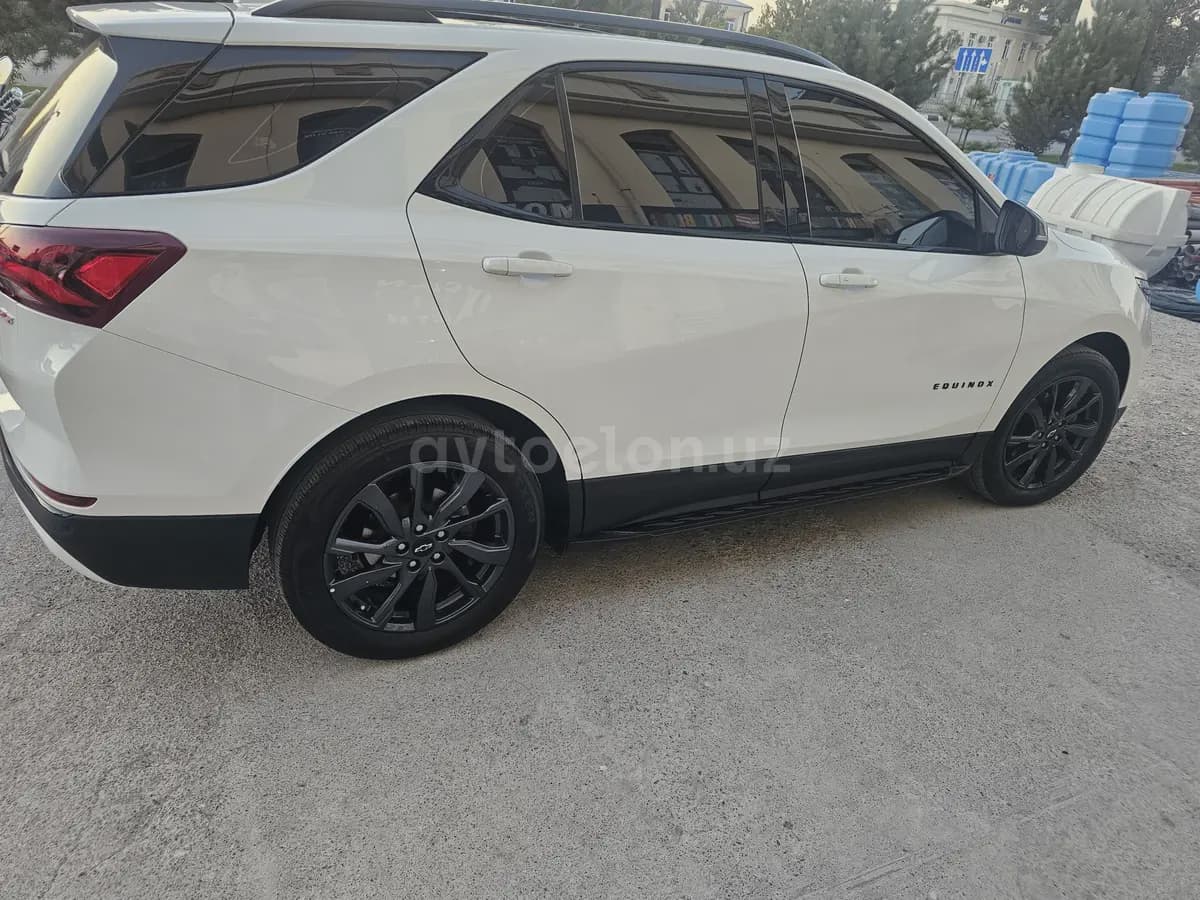 Chevrolet Equinox 2021 — 3