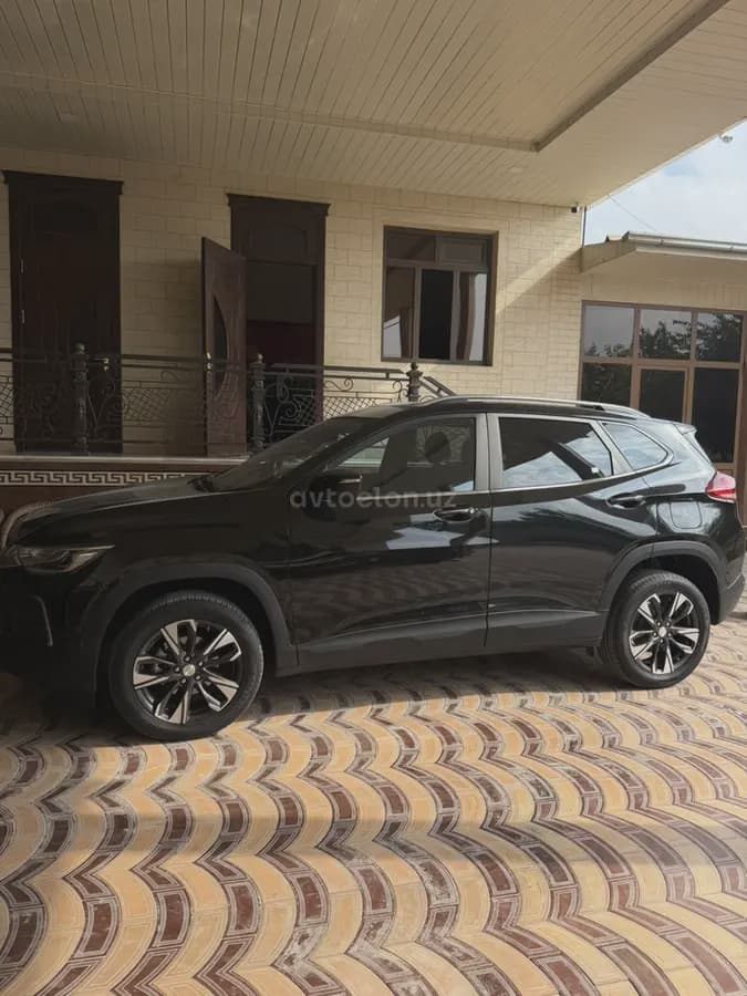 Chevrolet Tracker 2 2023 — 2