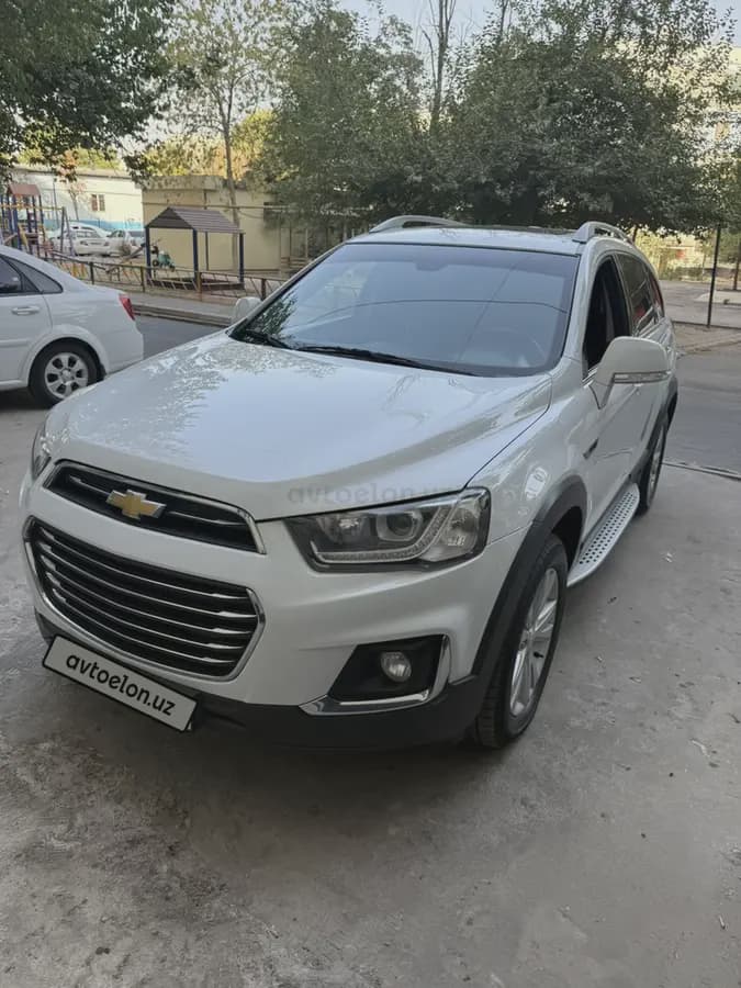 Chevrolet Captiva, 4 позиция 2017 — 1
