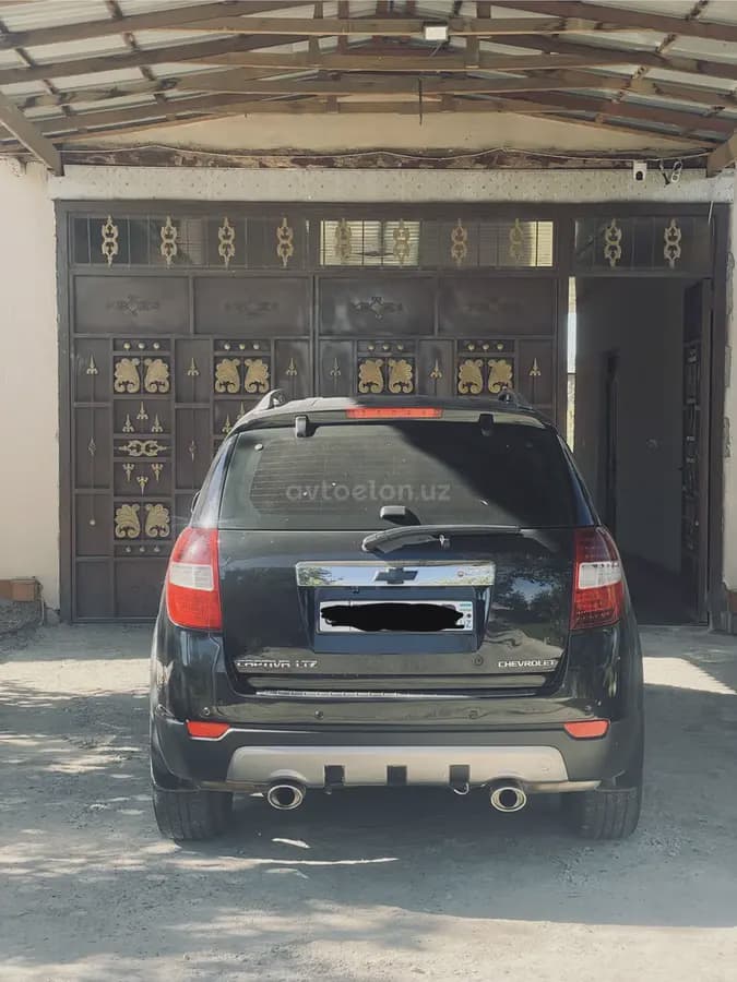Chevrolet Captiva, 1 позиция 2010 — 3