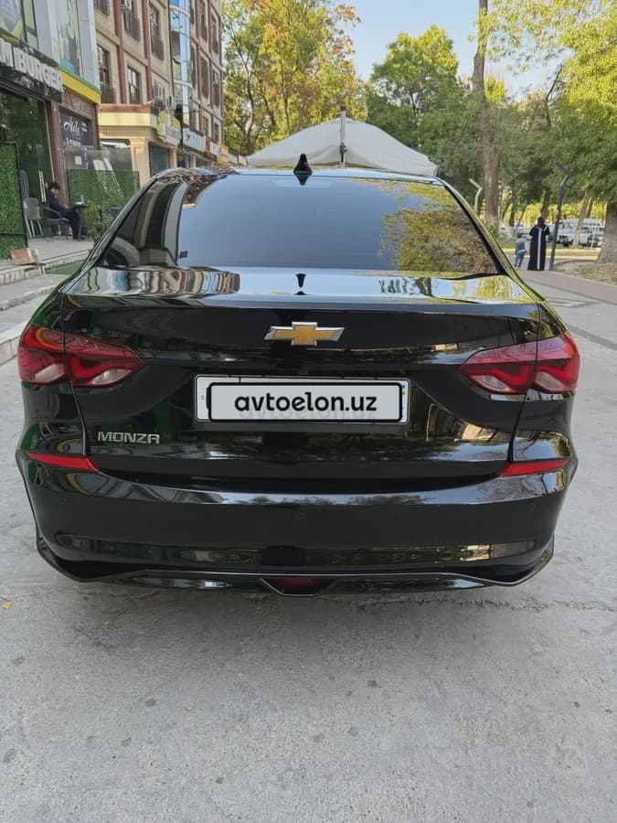 Chevrolet Monza 2023 — 2
