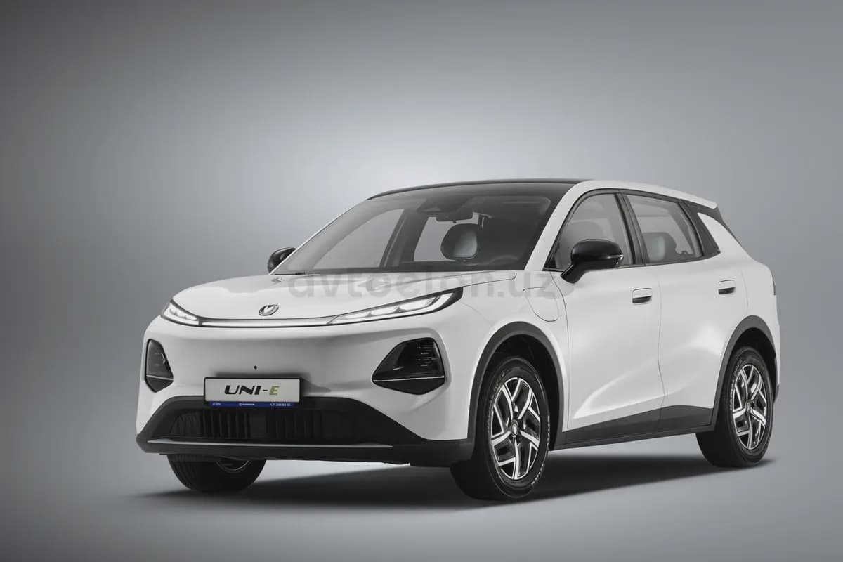 Changan UNI-E 2026 — 1