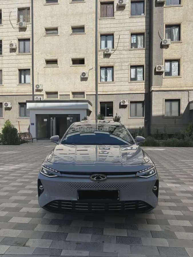 Chery Arrizo 8 Hybrid 2025 — 3