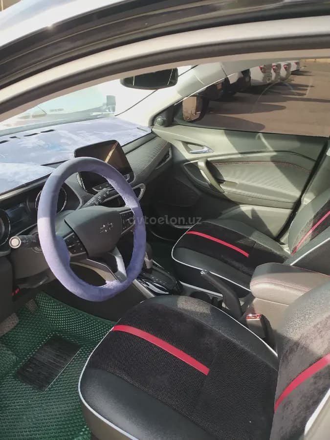 Chevrolet Tracker 2 2026 — 5