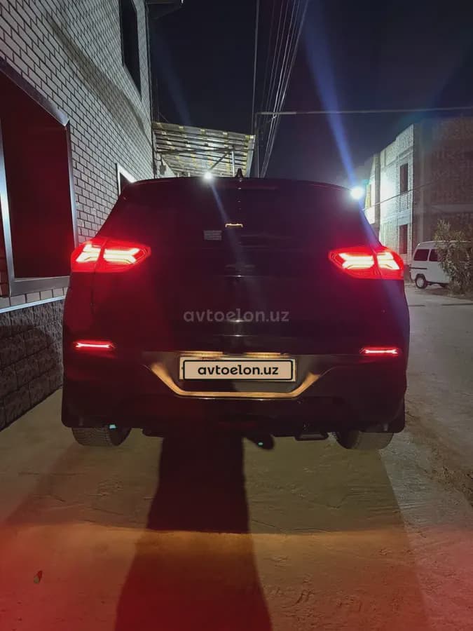 Chevrolet Tracker 2 2023 — 2