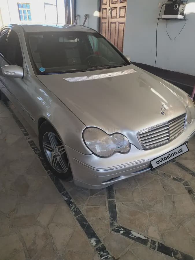 Mercedes-Benz C 200 2000 — 1