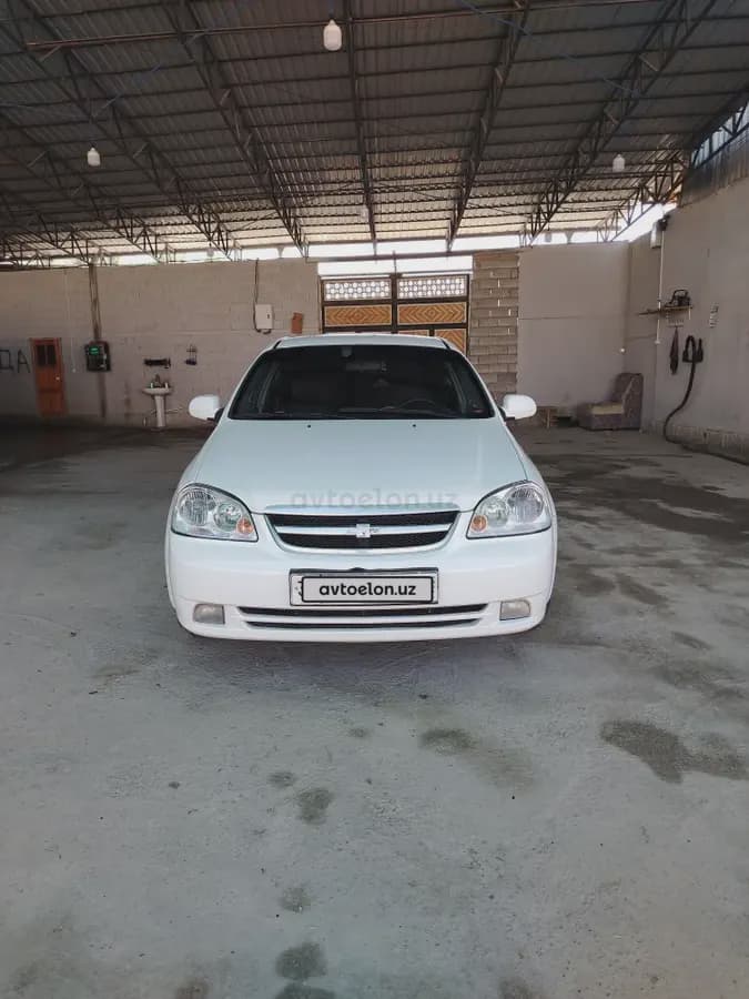 Chevrolet Lacetti, 3 позиция 2012 — 1