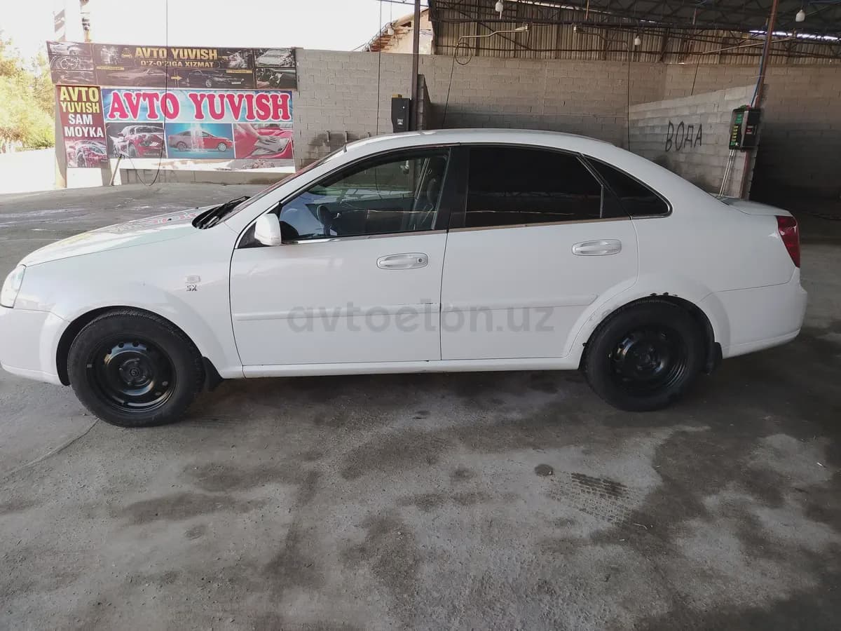 Chevrolet Lacetti, 3 позиция 2012 — 2