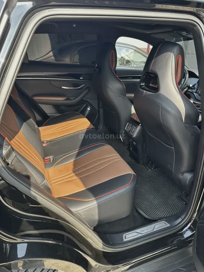 BYD Song Plus DM-i Champion 2024 — 5