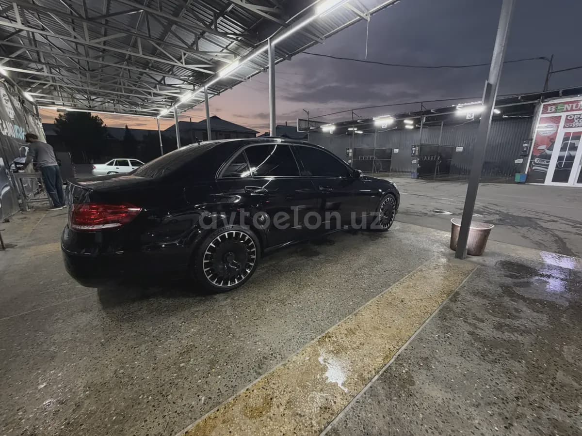 Mercedes-Benz E 350 2010 — 3
