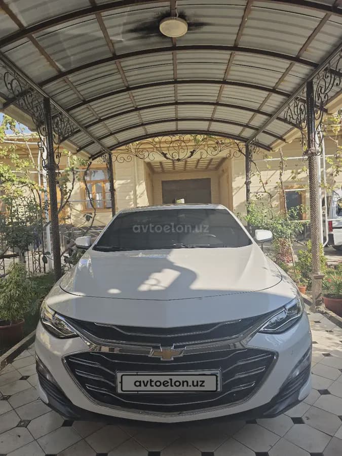 Chevrolet Malibu 2 2020 — 2