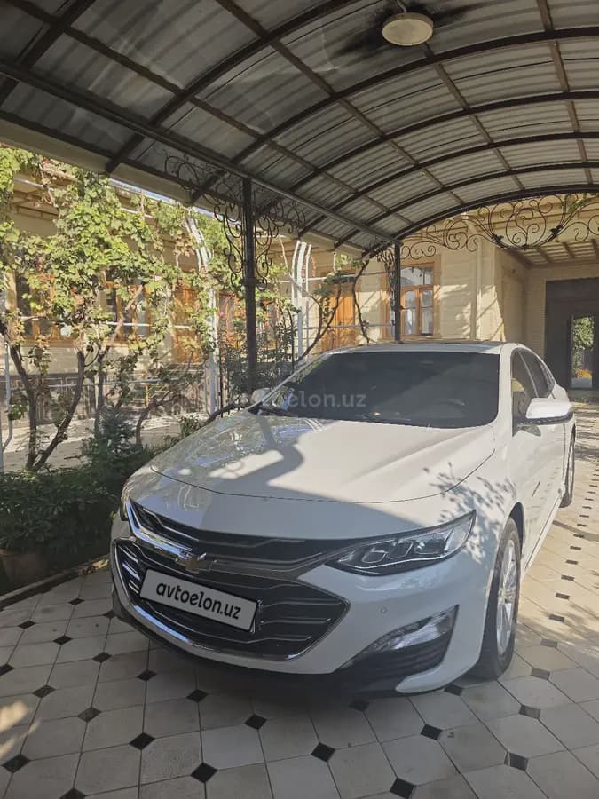 Chevrolet Malibu 2 2020 — 3
