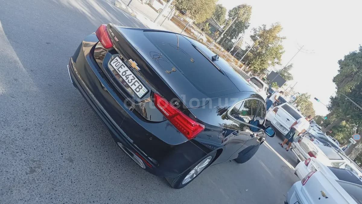 Chevrolet Malibu 2 2018 — 2