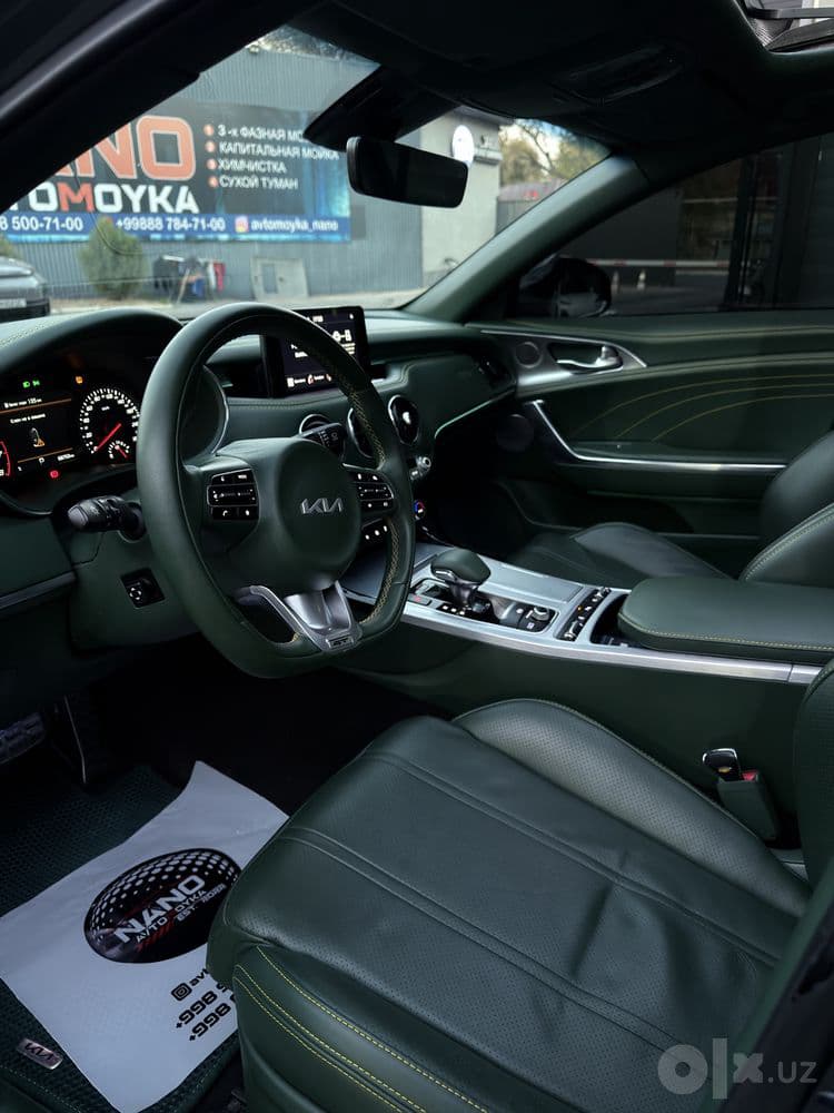 Kia stinger 2023 3.3 turbo — 6