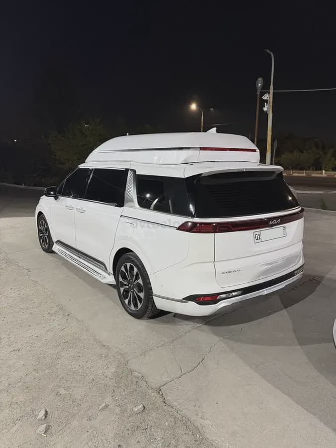 Kia Carnival 2022 — 4