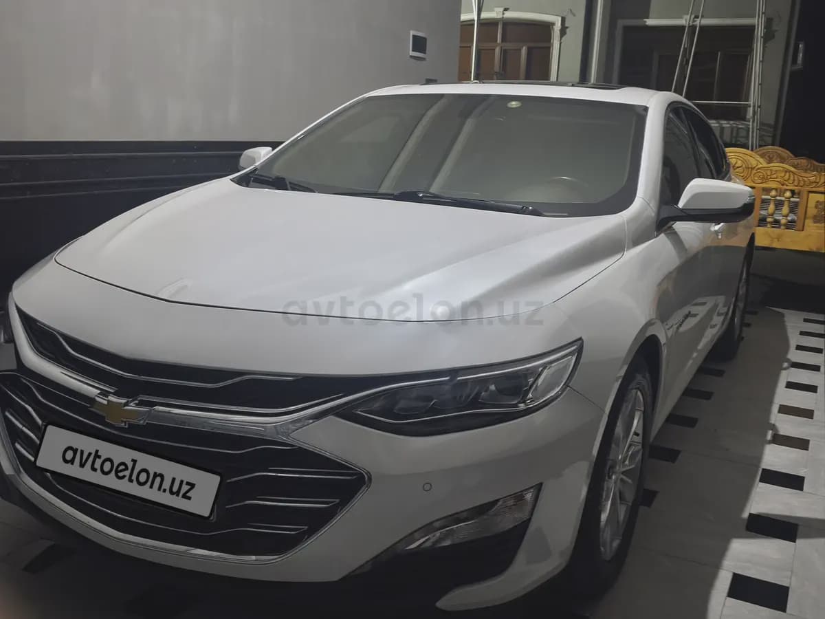 Chevrolet Malibu 2 2020 — 1