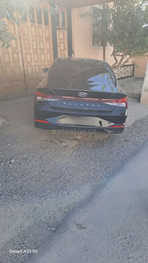 Hyundai Elantra 2021 — 3