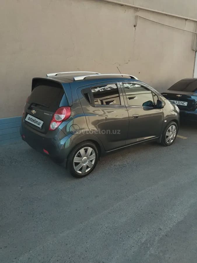 Chevrolet Spark, 4 позиция 2020 — 3