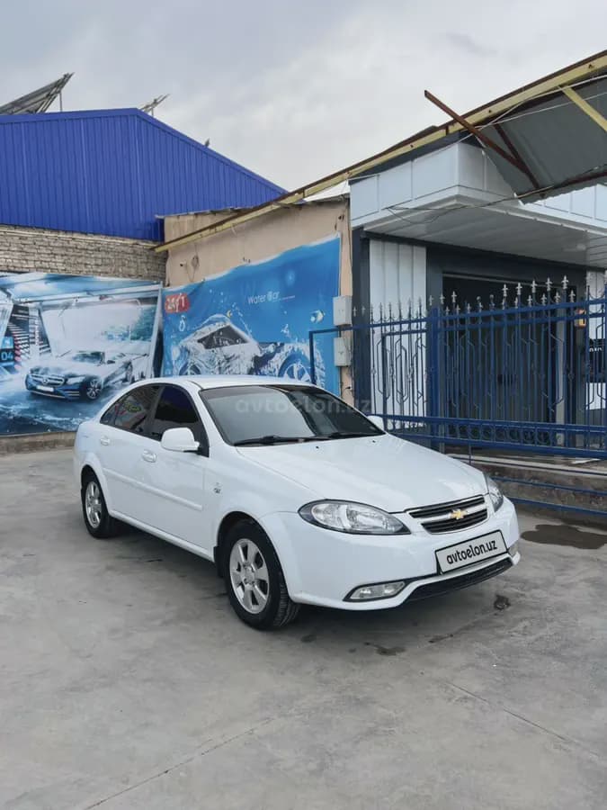 Chevrolet Lacetti, 2 позиция 2014 — 1