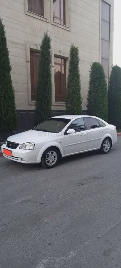 Chevrolet Lacetti, 2 позиция 2010 — 1