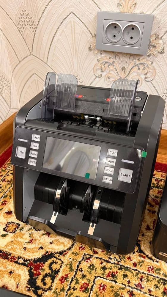 Pul Sanidi 12 Davlat soxta pul aniqlidi Yengide turbti — 6