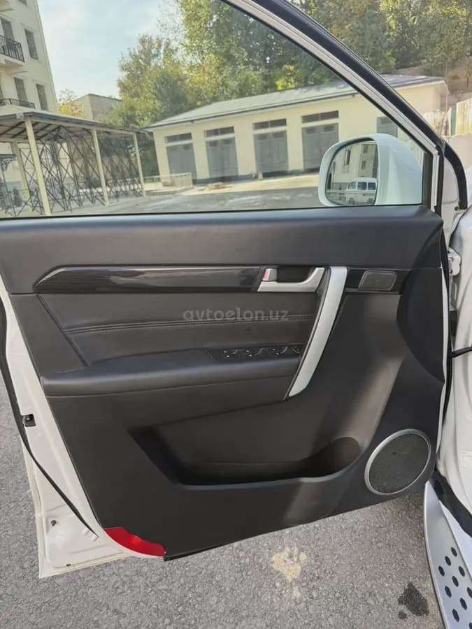 Chevrolet Captiva, 3 позиция 2013 — 5