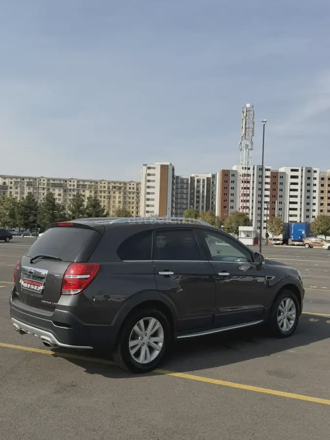 Chevrolet Captiva, 4 позиция 2015 — 2