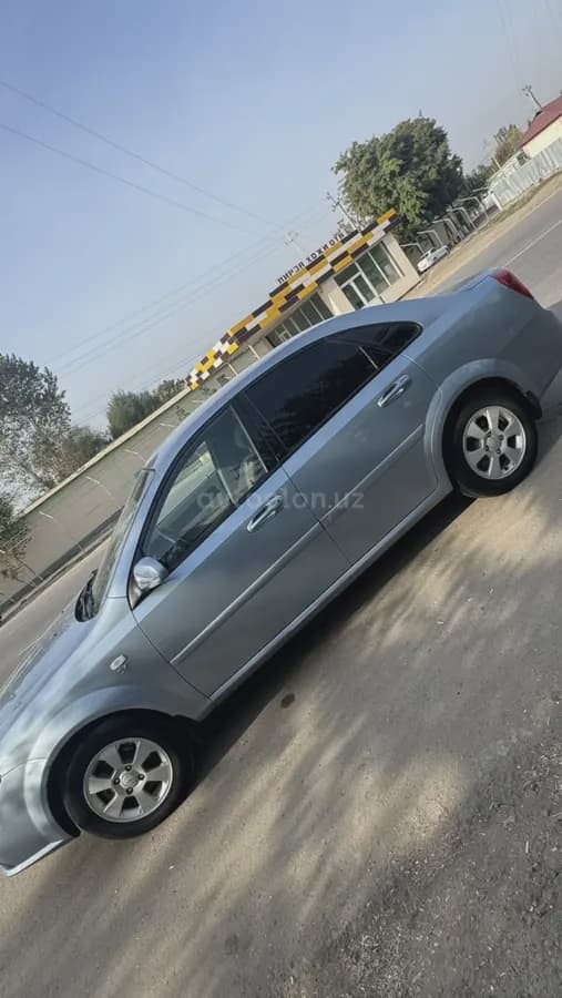 Chevrolet Gentra, 1 позиция Газ-бензин 2014 — 3
