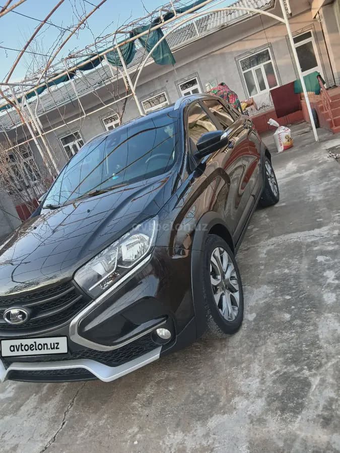 ВАЗ (Lada) XRAY Cross 2020 — 1