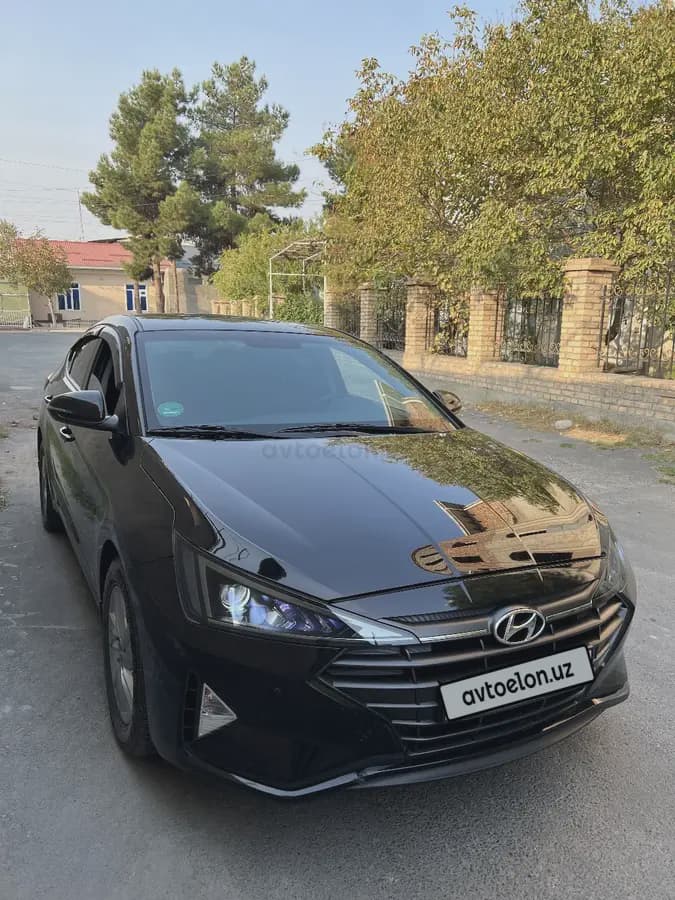 Hyundai Elantra 2020 — 3