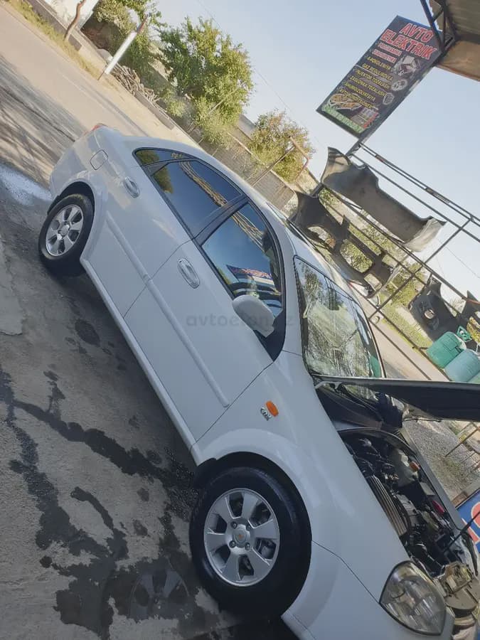 Chevrolet Lacetti, 3 позиция 2013 — 2