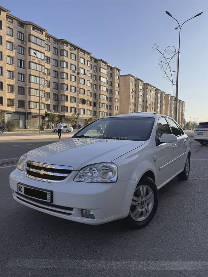 Chevrolet Lacetti, 3 позиция 2013 — 2