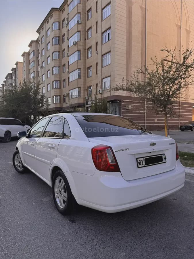 Chevrolet Lacetti, 3 позиция 2013 — 4