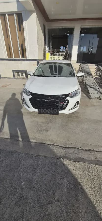 Chevrolet Onix 2023 — 1