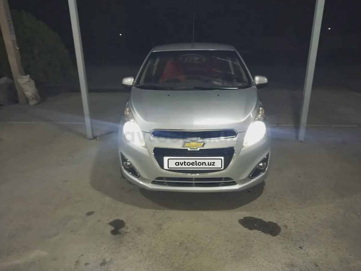 Chevrolet Spark 2015 — 1