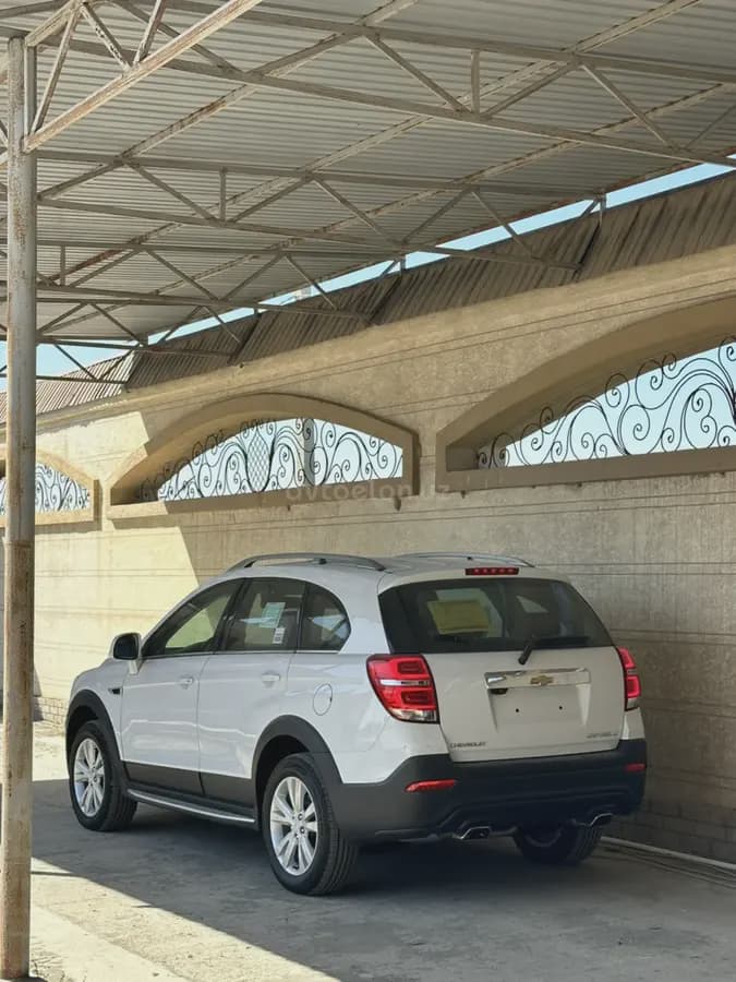 Chevrolet Captiva, 4 позиция 2018 — 2