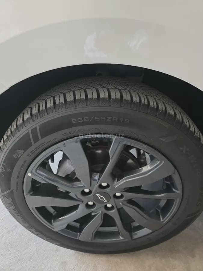 Chevrolet Equinox 2023 — 4