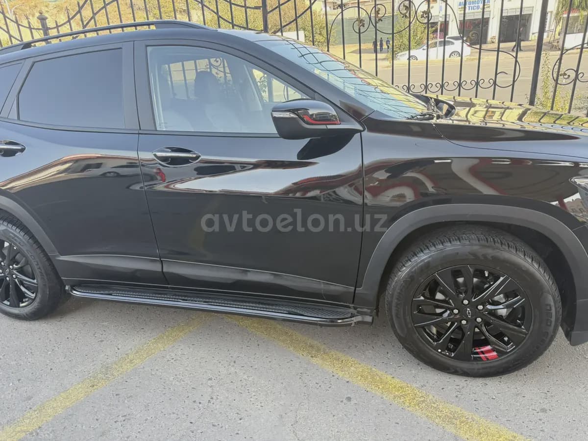Chevrolet Tracker, 3 позиция 2025 — 2