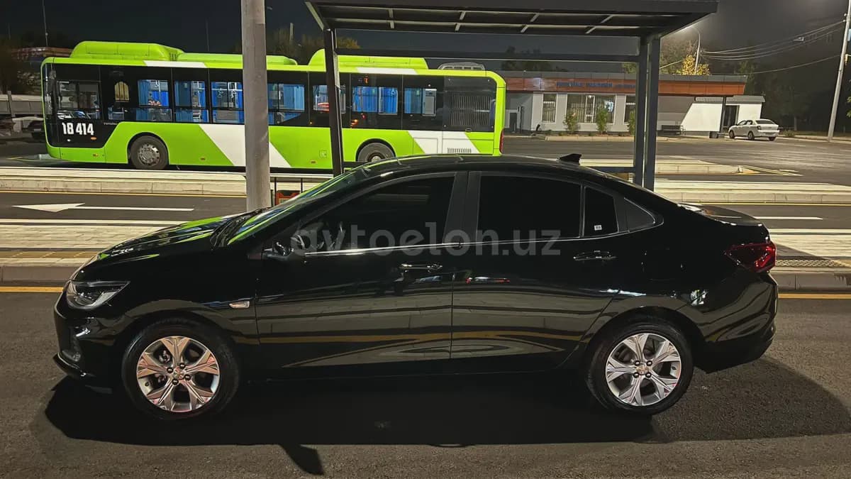 Chevrolet Onix 2025 — 4